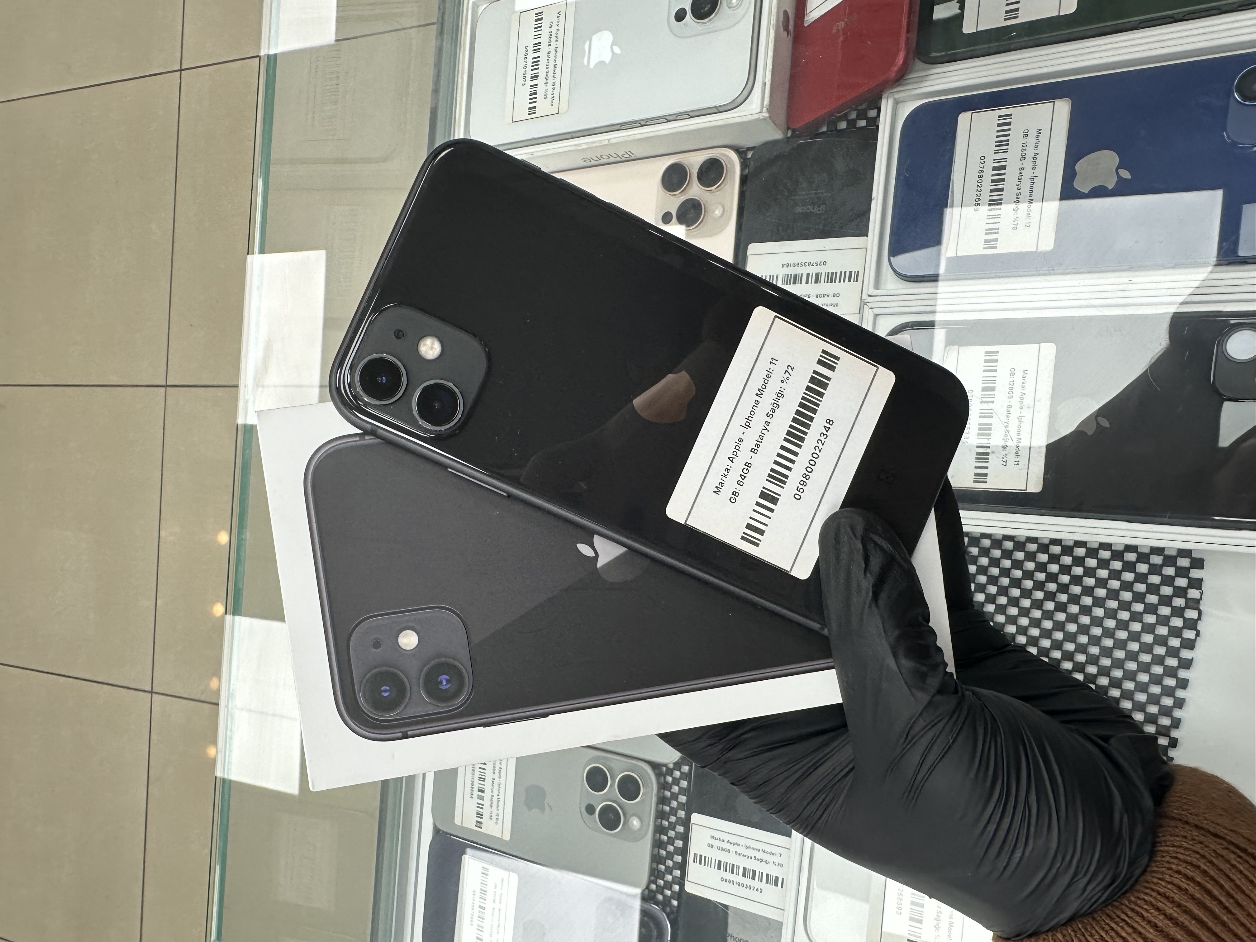 Apple - İphone 11 64GB