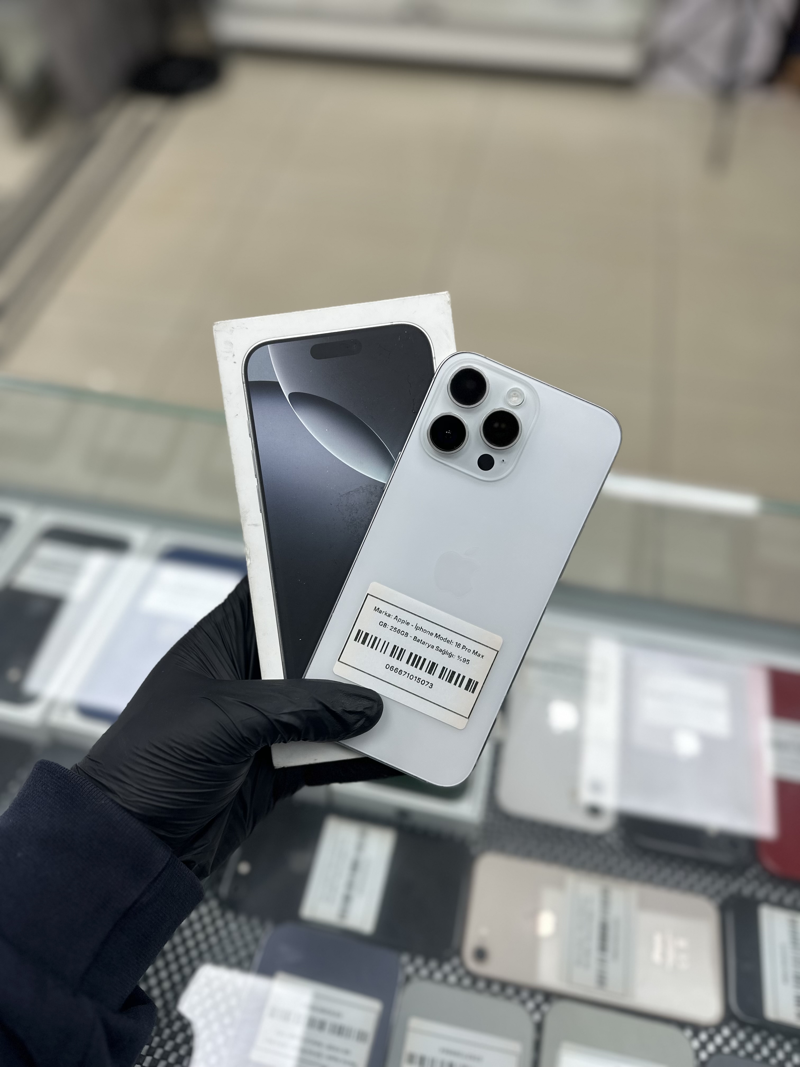 Apple - İphone 16 Pro Max 256GB