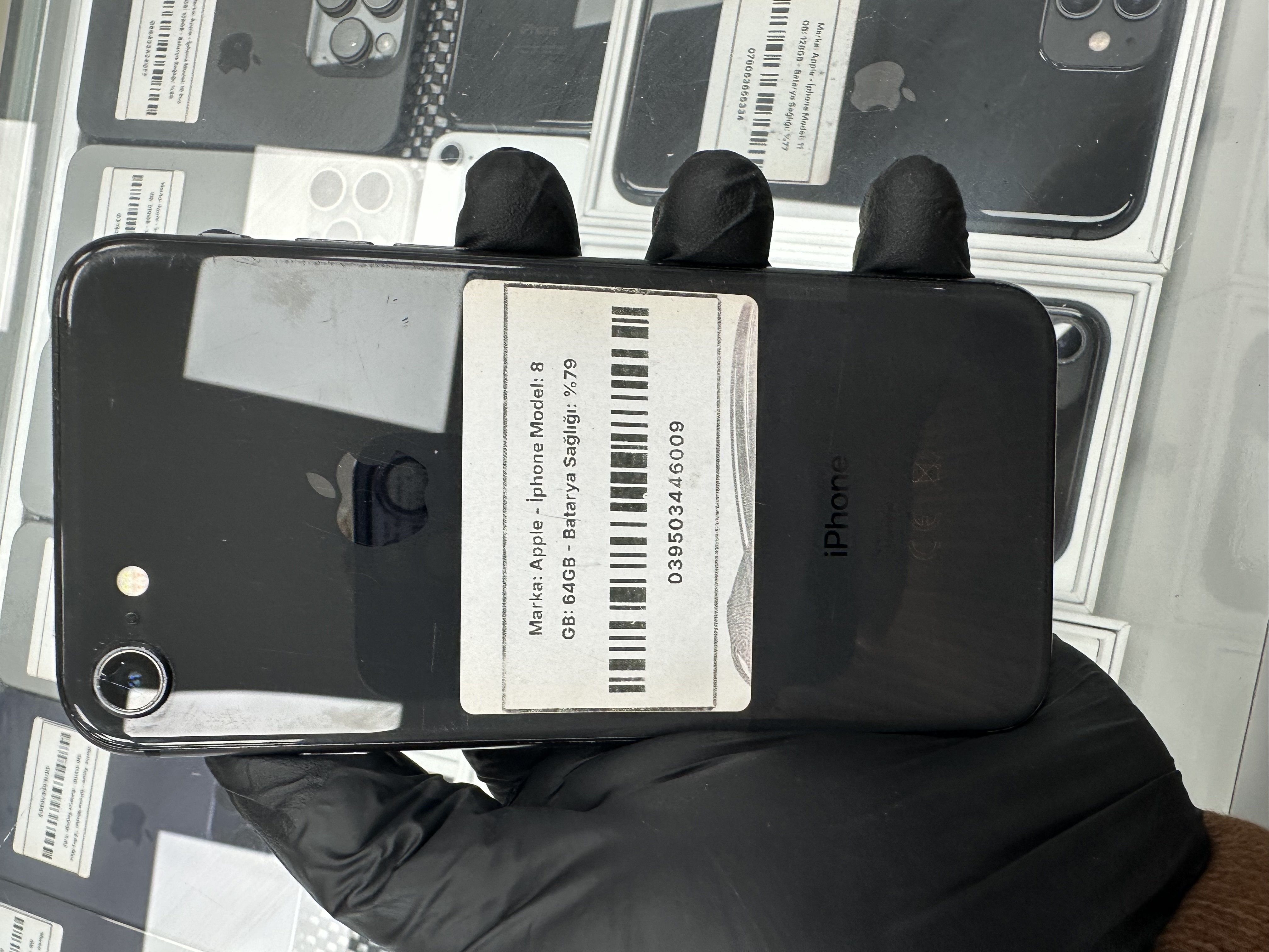 Apple - İphone 8 64GB